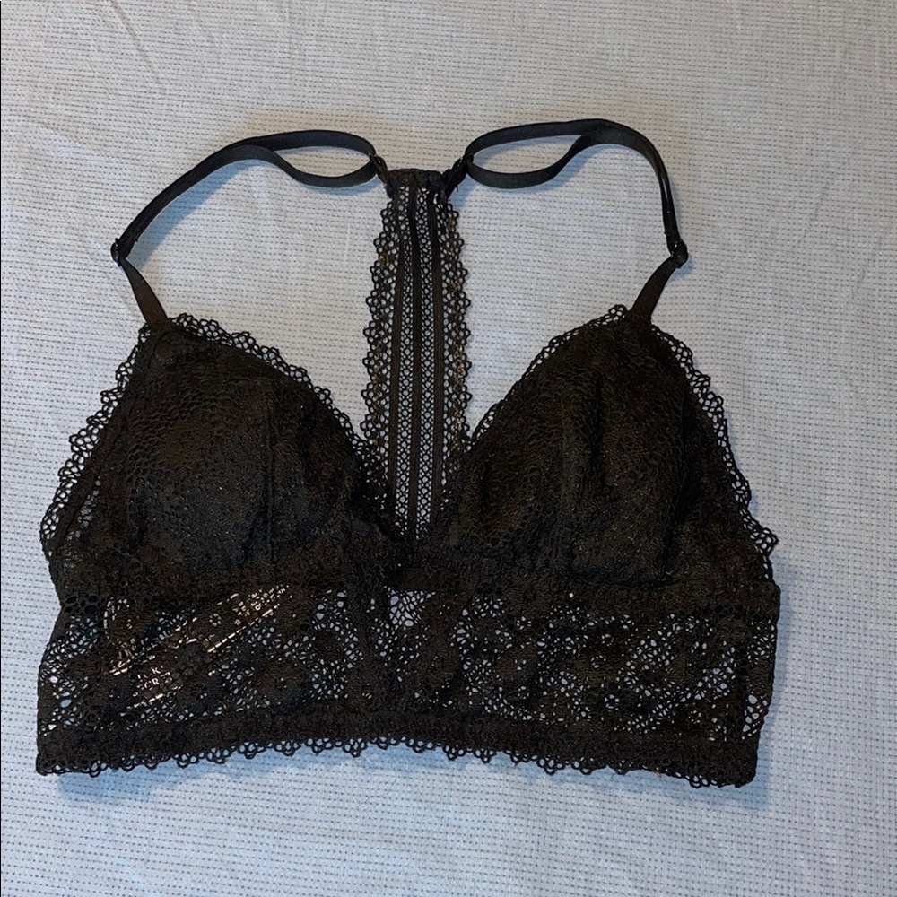 Victoria's Secret Black Lace cropped Bralette with Adjustable Straps